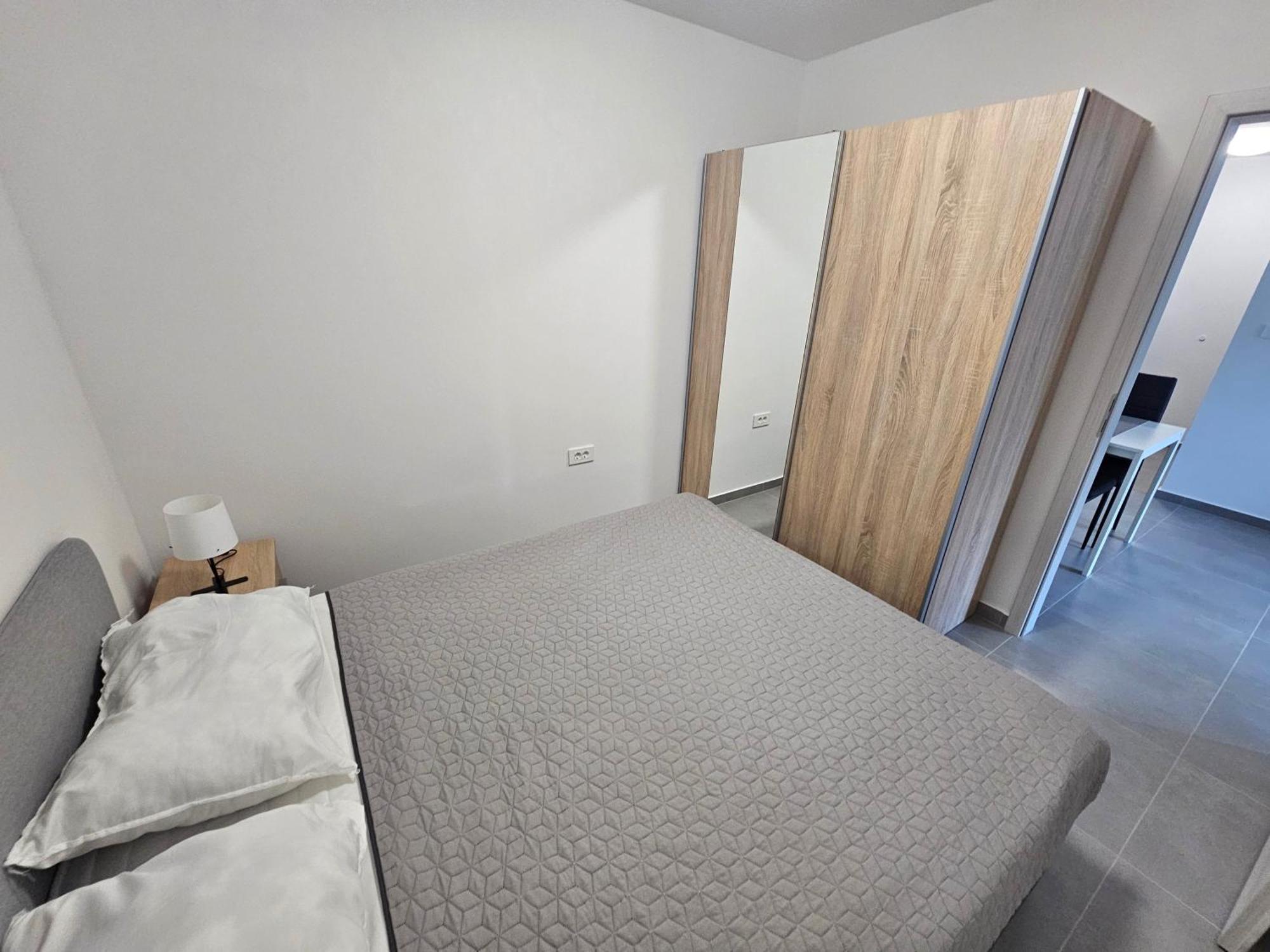 Apartma Bertoki Koper Buitenkant foto