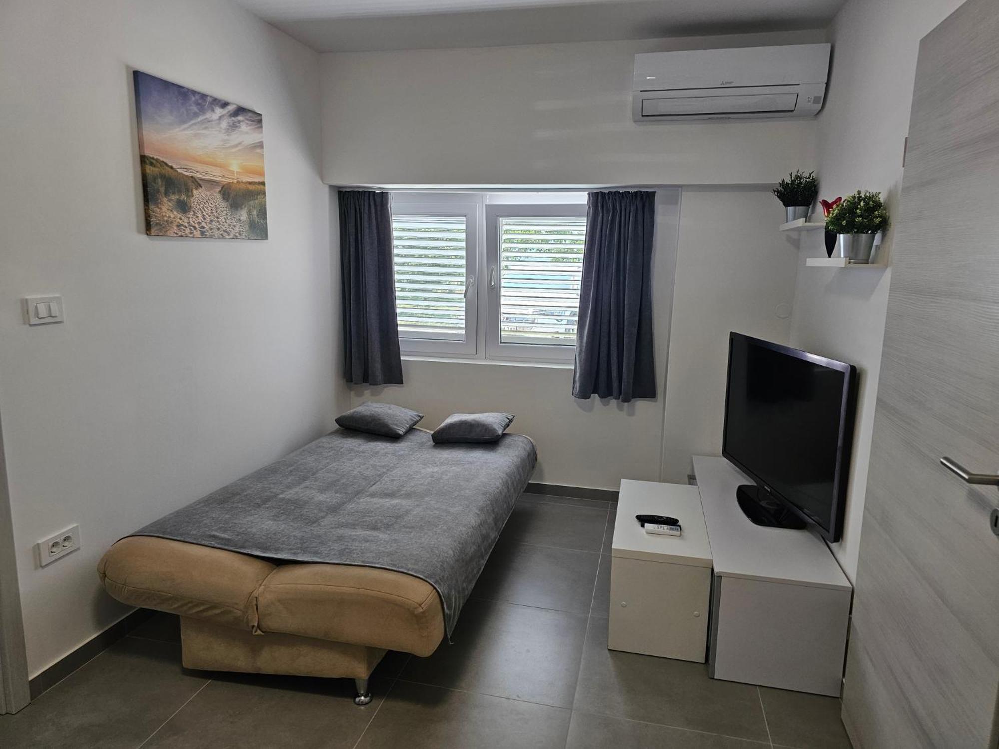 Apartma Bertoki Koper Buitenkant foto